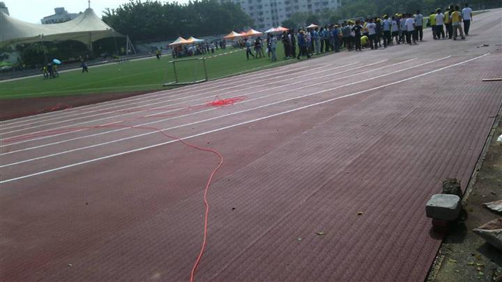 13毫米預(yù)制型塑膠跑道價(jià)格 13毫米預(yù)制型塑膠跑道價(jià)格