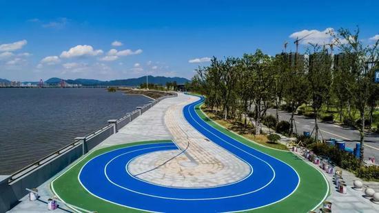東陽(yáng)公園塑膠跑步道 東陽(yáng)公園塑膠跑步道